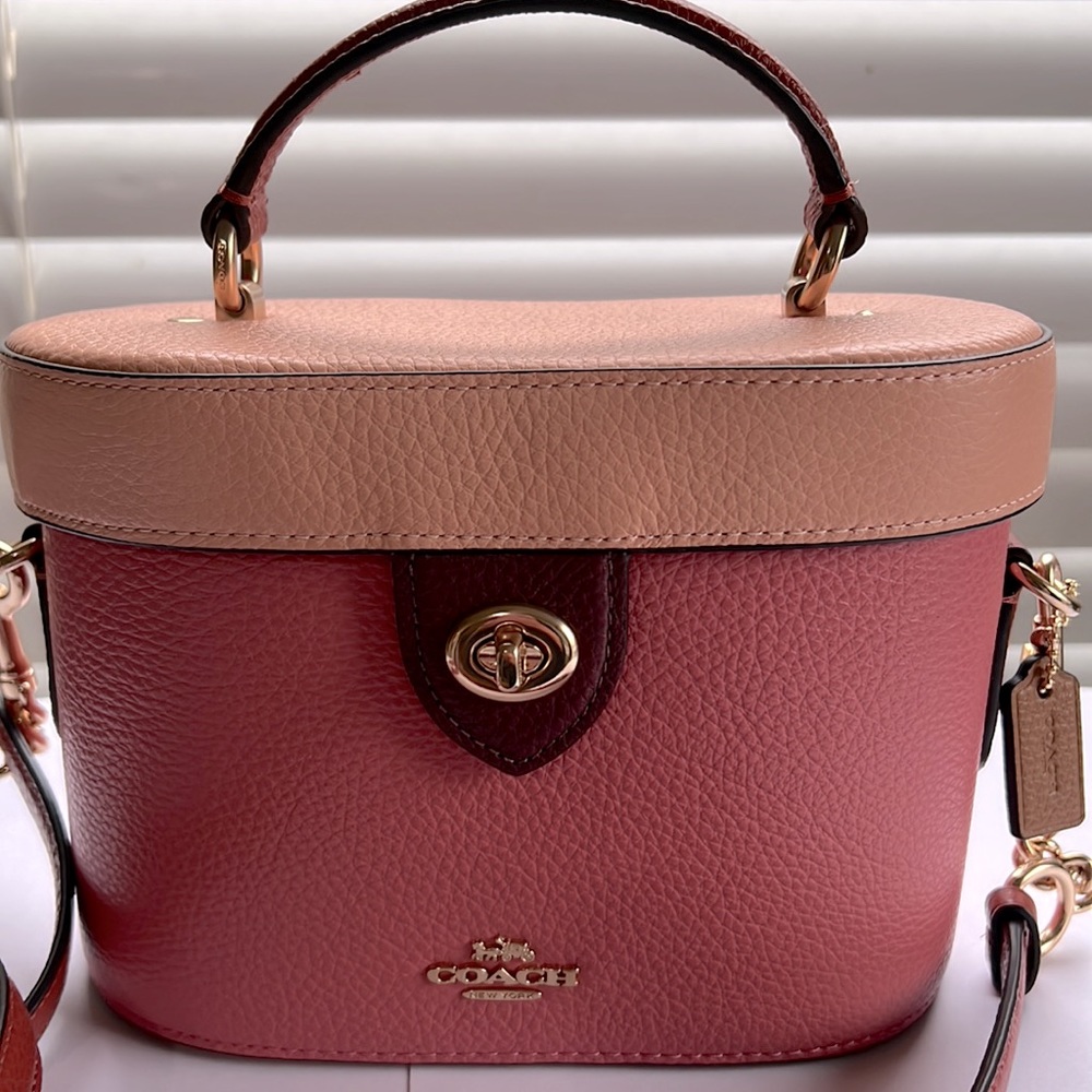 NW Coach Kay Crossbody In Colorblock